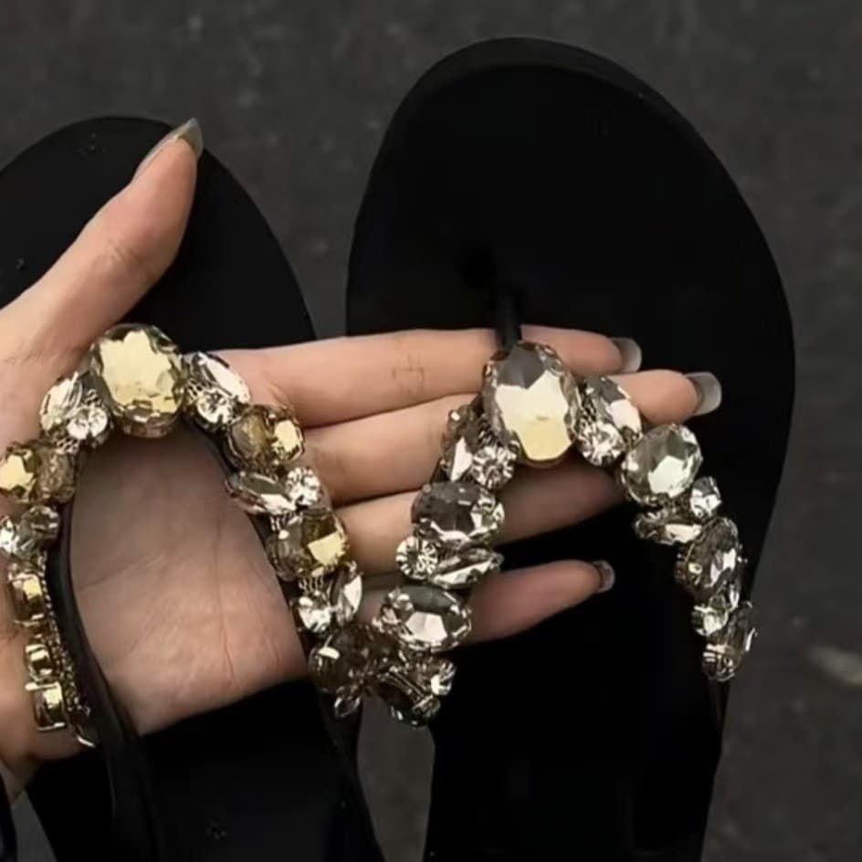 Factory Direct Design Production Shoe Flower Shoe Chain Rhinestone Glass New Flip Flop Chain Decoration Hot Sale