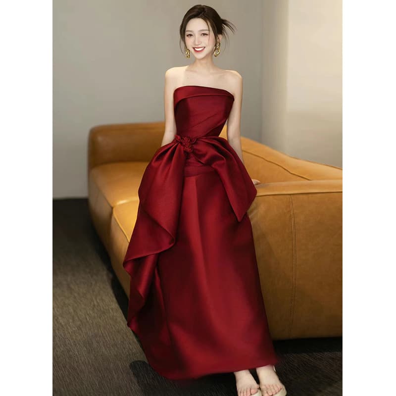 2026 New Arrival Bridesmaid Dress for Wedding, High-End Sense Engagement Gown, Petite Bride Return Banquet Satin Dress in Wine Red