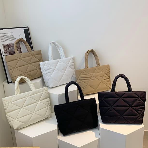 2026 Women's Shoulder Bag Embroidered Diamond Quilted Large Capacity Simple Versatile Fashionable Down Cotton Bag Wholesale Bags