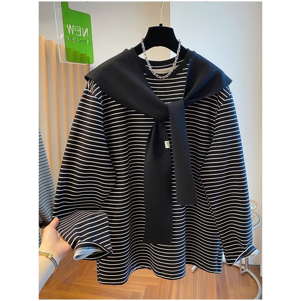 Outlet Mall ~ High-end Faux Two-Piece Hooded Striped Sweatshirt for Women, Loose Fit, Korean Style Casual Top for Spring and Autumn