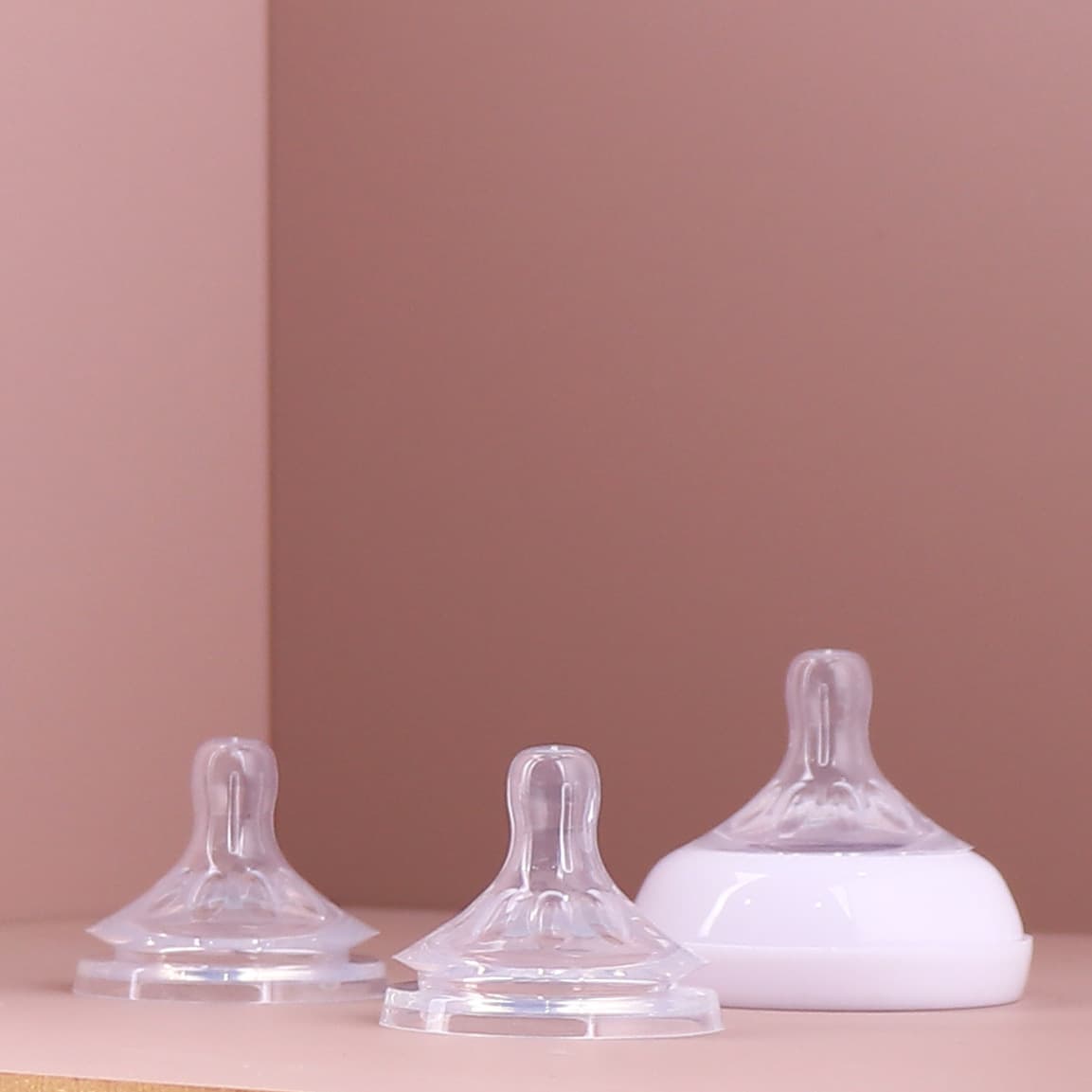 Compatible New Avent 5.5cm Wide-Neck Silicone Bottle Parts, Natural Feel Petal Nipple