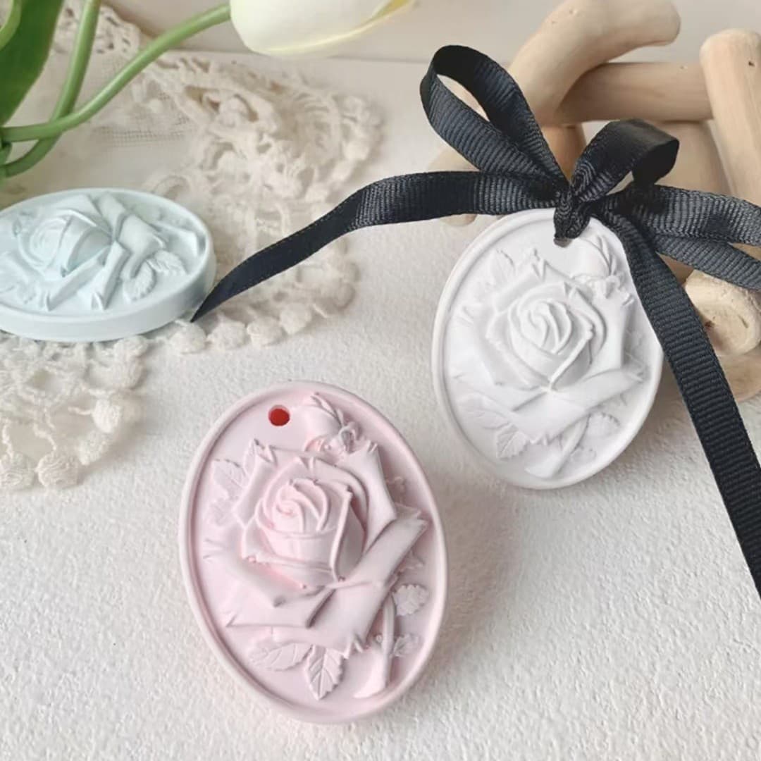 Custom Aromatherapy Gypsum Diffuser Stone for Indoor Closets, Cabinets, Car Hanging Ornaments, and Home Fragrance