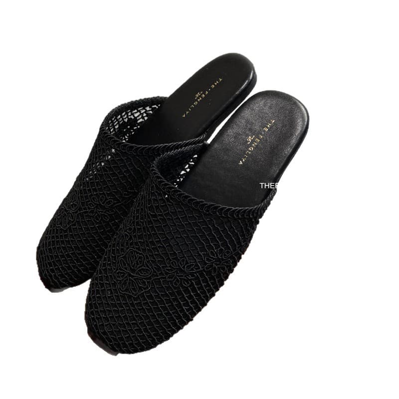 Spring Summer New Design Woven Slippers Women Flat Shallow Mouth Mules Casual
