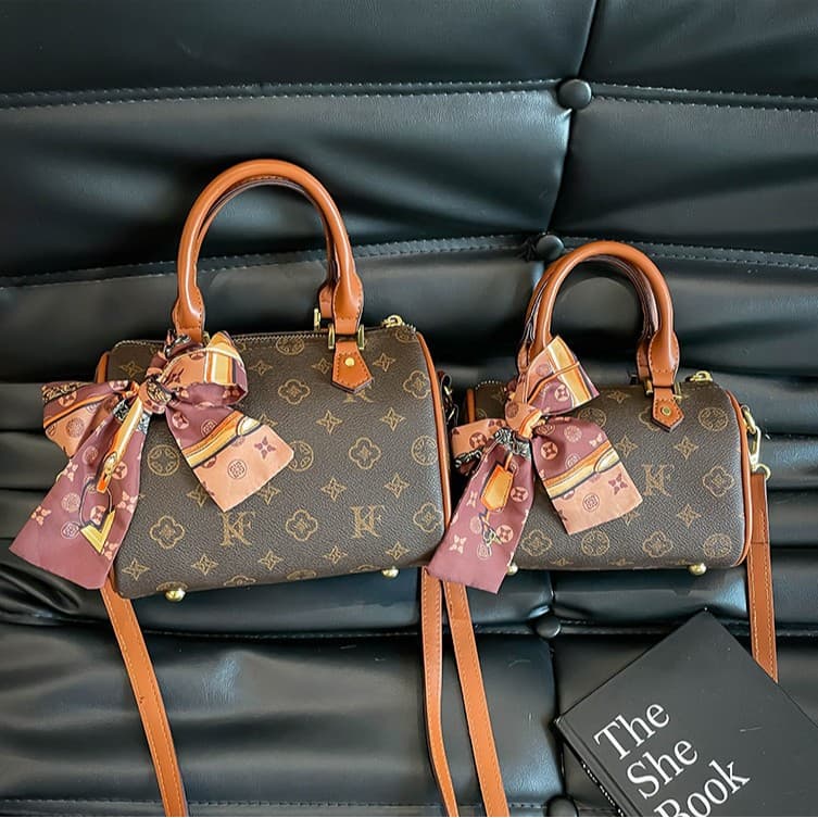 Printed Monogram Pillow Bag Handbag Women's 2026 New Textured Boston Shoulder Crossbody Bag Small Bag