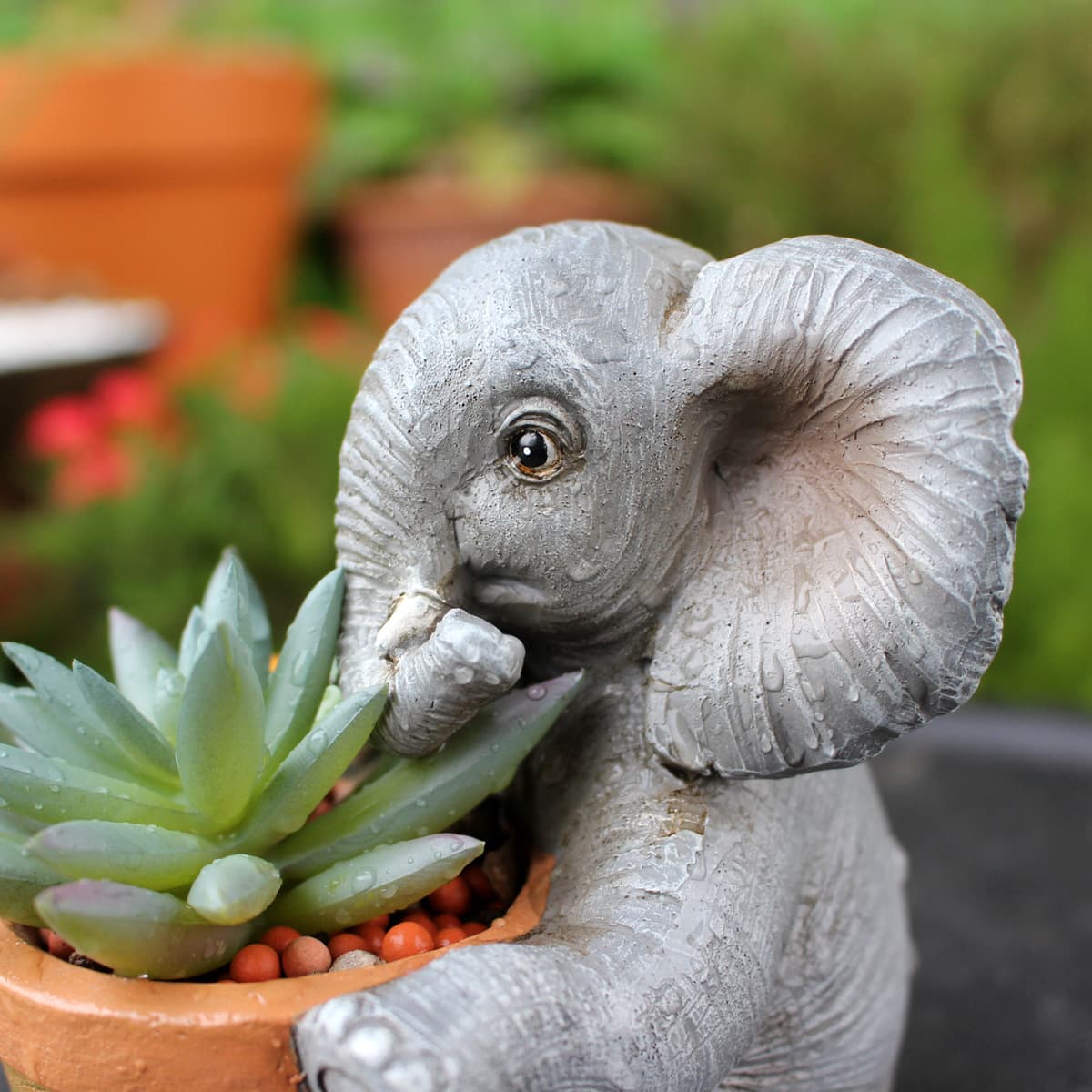 New cross-border cartoon elephant garden flower pot resin desktop succulent plant planting container for home decoration.
