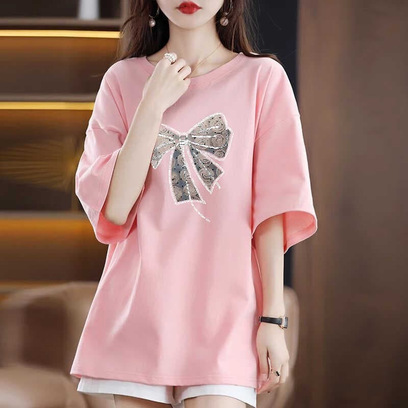 New style short-sleeved T-shirt for mothers, popular in summer 2025, stylish plus size, loose fit, suitable for middle-aged and elderly women.