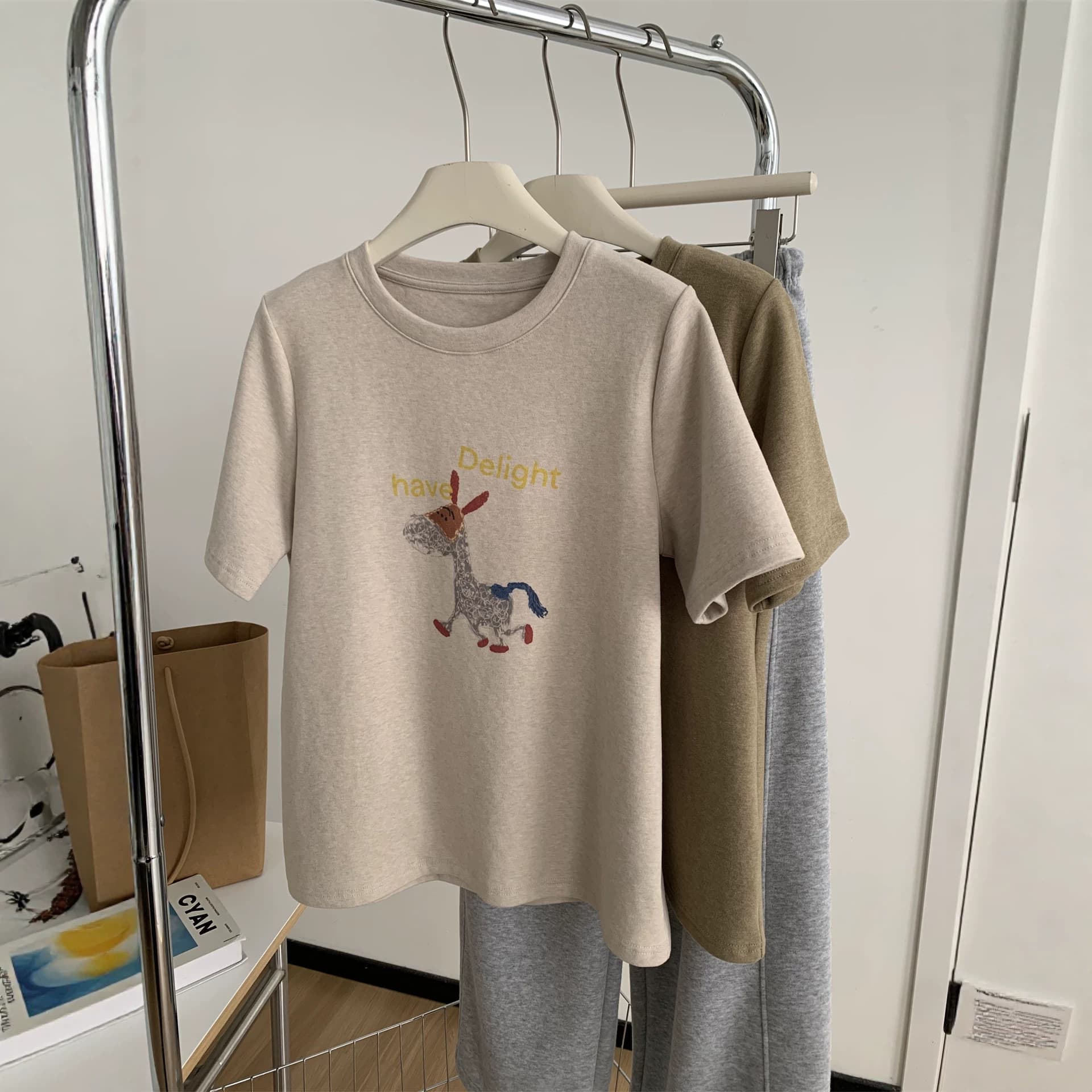 Cartoon Youthful Pony Print Brushed Short Sleeve Women's 2026 Spring/Summer Korean Style Slim Round Neck Regular Shoulder T-Shirt Base Layer