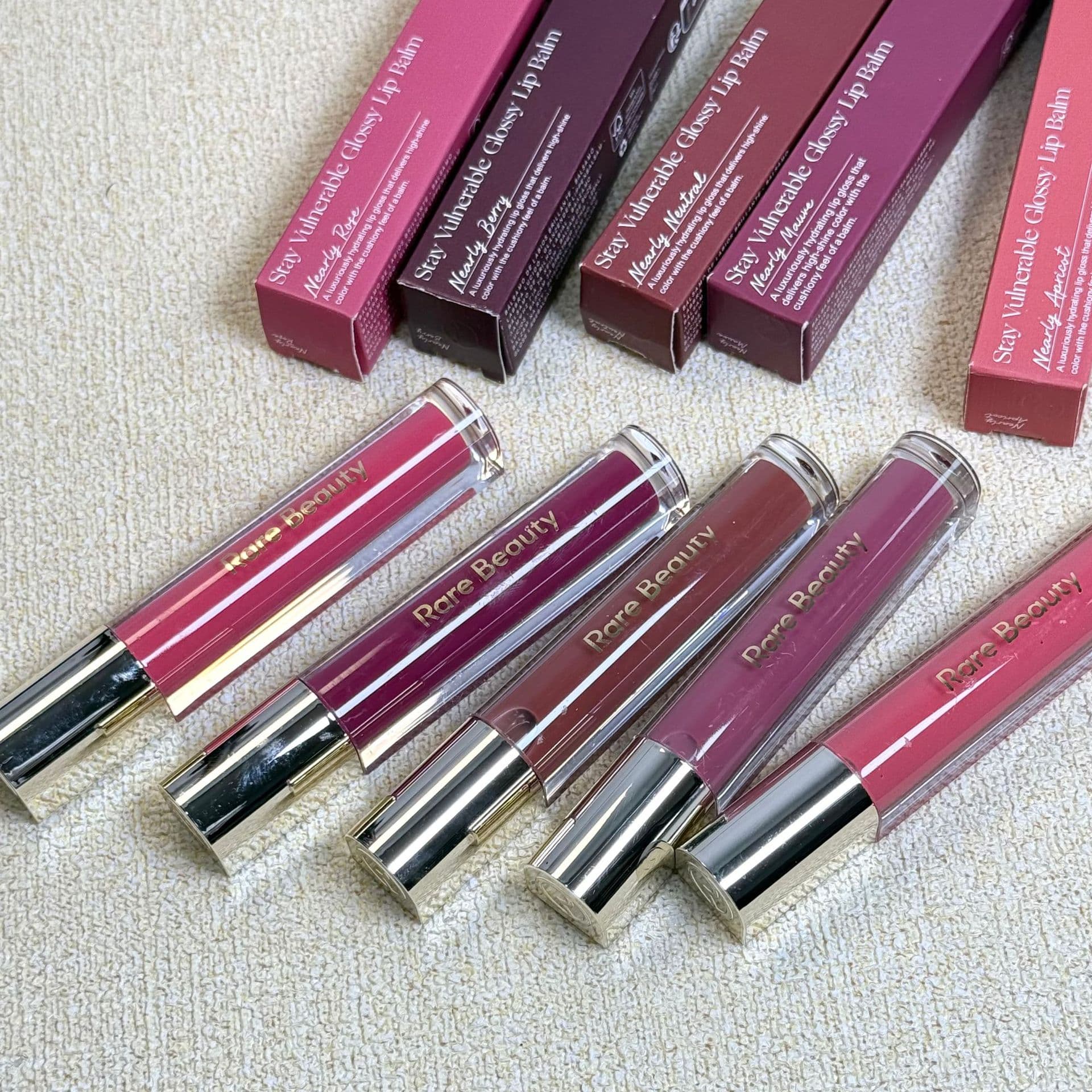 In-stock cross-border | Rare Beauty Mirror Lip Gloss Nearly Neutral Milk Tea Nude Selena Lipstick