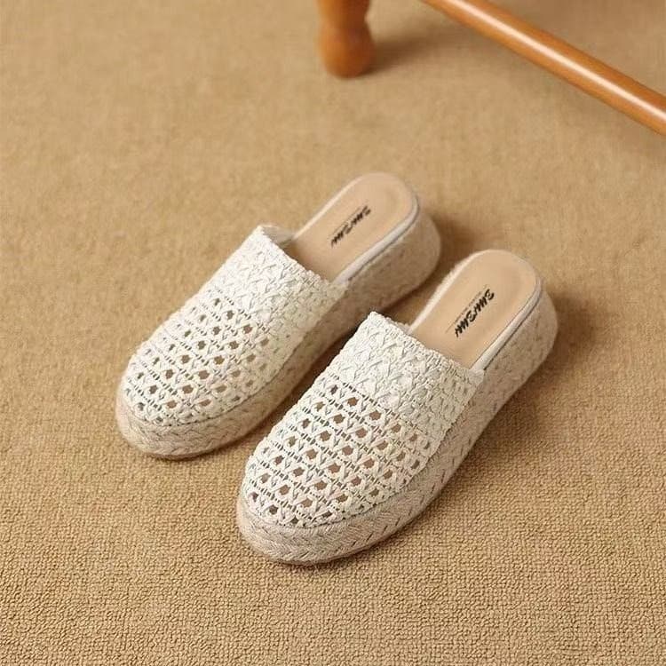 Chunky Mesh Breathable Half Slippers 2026 Casual Openwork Retro Closed-Toe Sandals Summer Wedge Mules