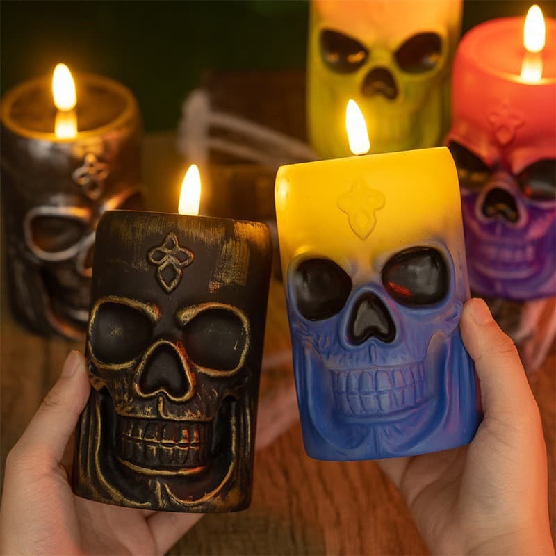 Halloween New Retro Skull Head Lamp Horror Decoration Props Glowing Ghost Head Candle Lamp Quirky Pumpkin Lamp