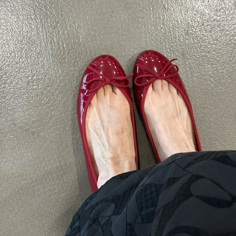 Sheepskin version ~ Exquisite French bow ballet flats for women, 2025 new style, flat and versatile shoes to match skirts.