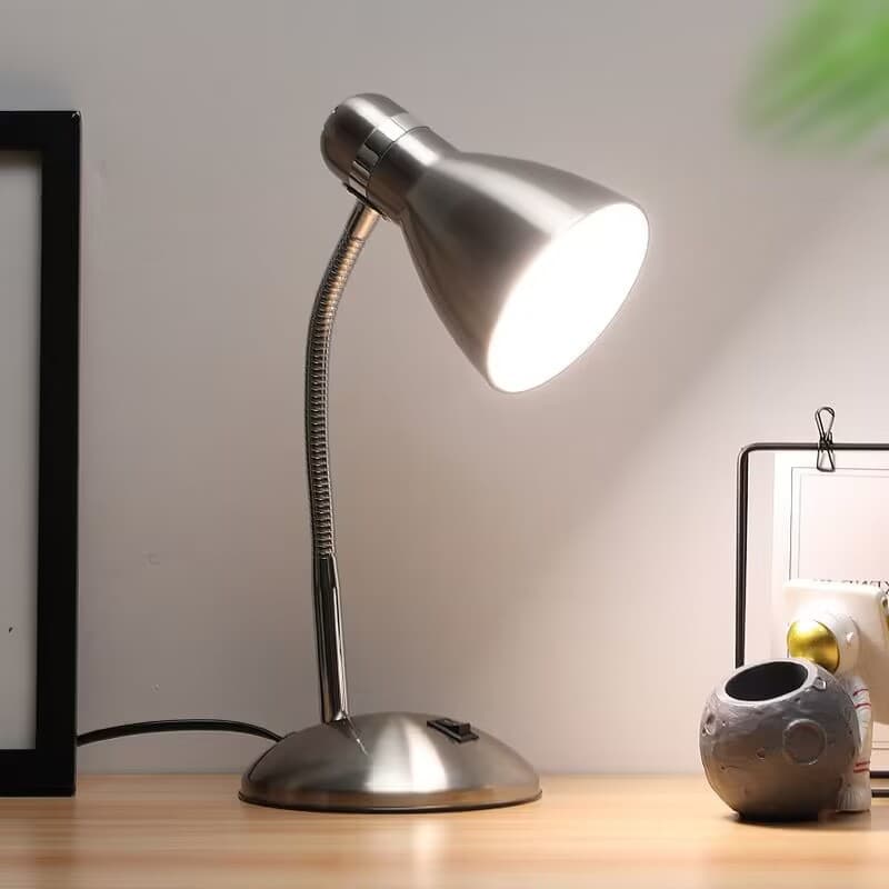 Old-Fashioned Metal LED Desk Bedside Lamp Office Retro Eye Protection Table Lamp E27 Screw Yellow Light Adjustable Light Plug-in Type