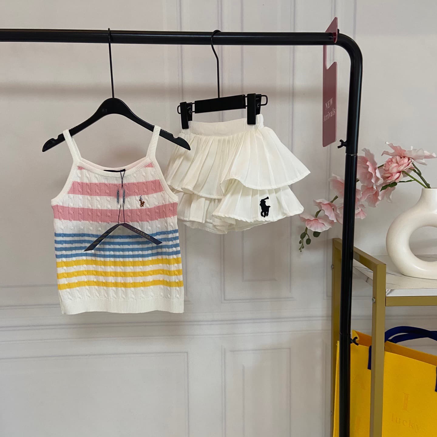 Raff Girls' Summer Outfit 2026 New Fashionable Knitted Sleeveless Vest and Pleated Skirt Children's Two-Piece Set