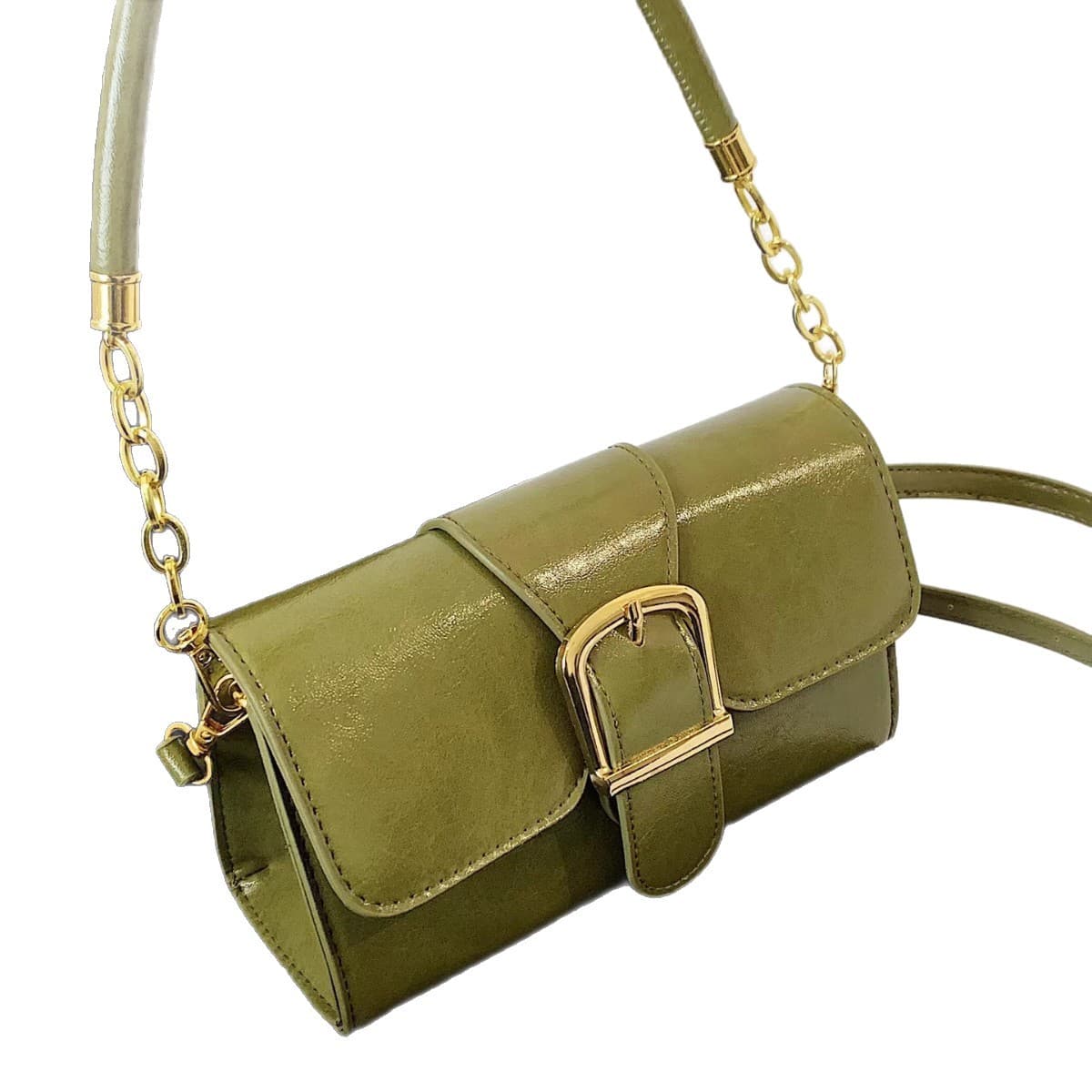 Stylish small square bag, trendy and simple style for 2026, perfect for shoulder or crossbody use, with a clasp for commuting or as an underarm bag for women.