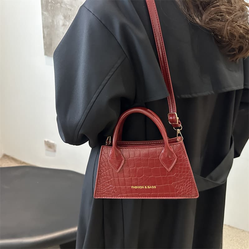 Shoulder Bag Stone Pattern Trendy Women's Portable Small Square Bag 2025 New Summer Fashionable Simple Style Texturized Crossbody Bag