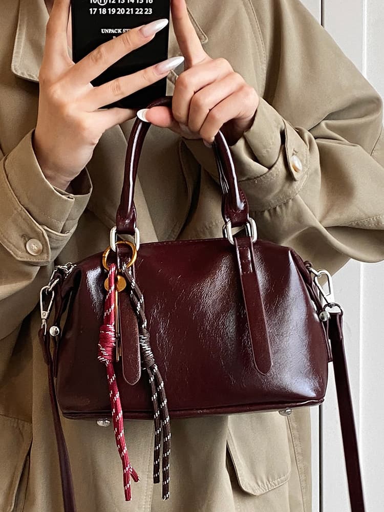 Luxury Handheld Boston Bag for Women 2024 New Trendy Versatile Commute Waxed Leather Shoulder Crossbody Bag