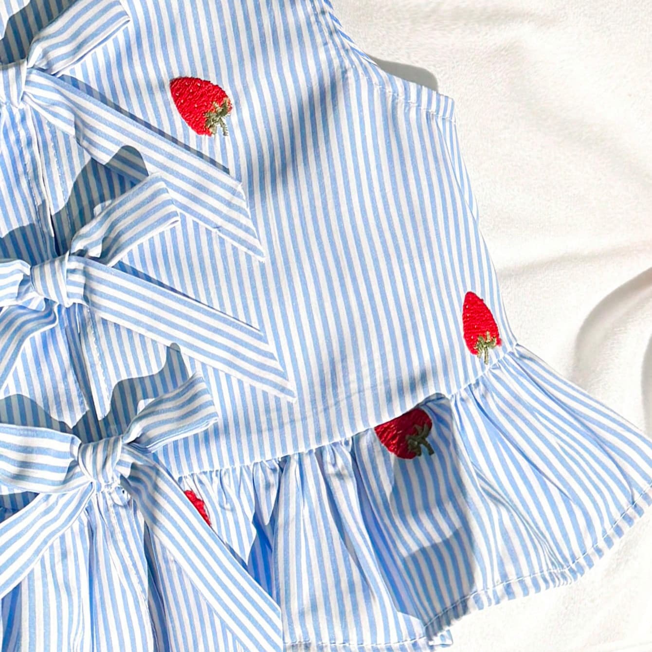 Cross-border e-commerce Amazon best-selling girls' blue striped heart-patterned woven casual shorts + jacket set for summer.