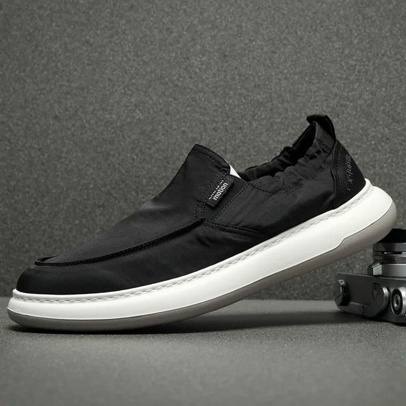 Men's Shoes 2026 Spring New Arrival Lightweight Ultra-light Comfortable Casual Canvas Shoes Slip-on Versatile Canvas Shoes