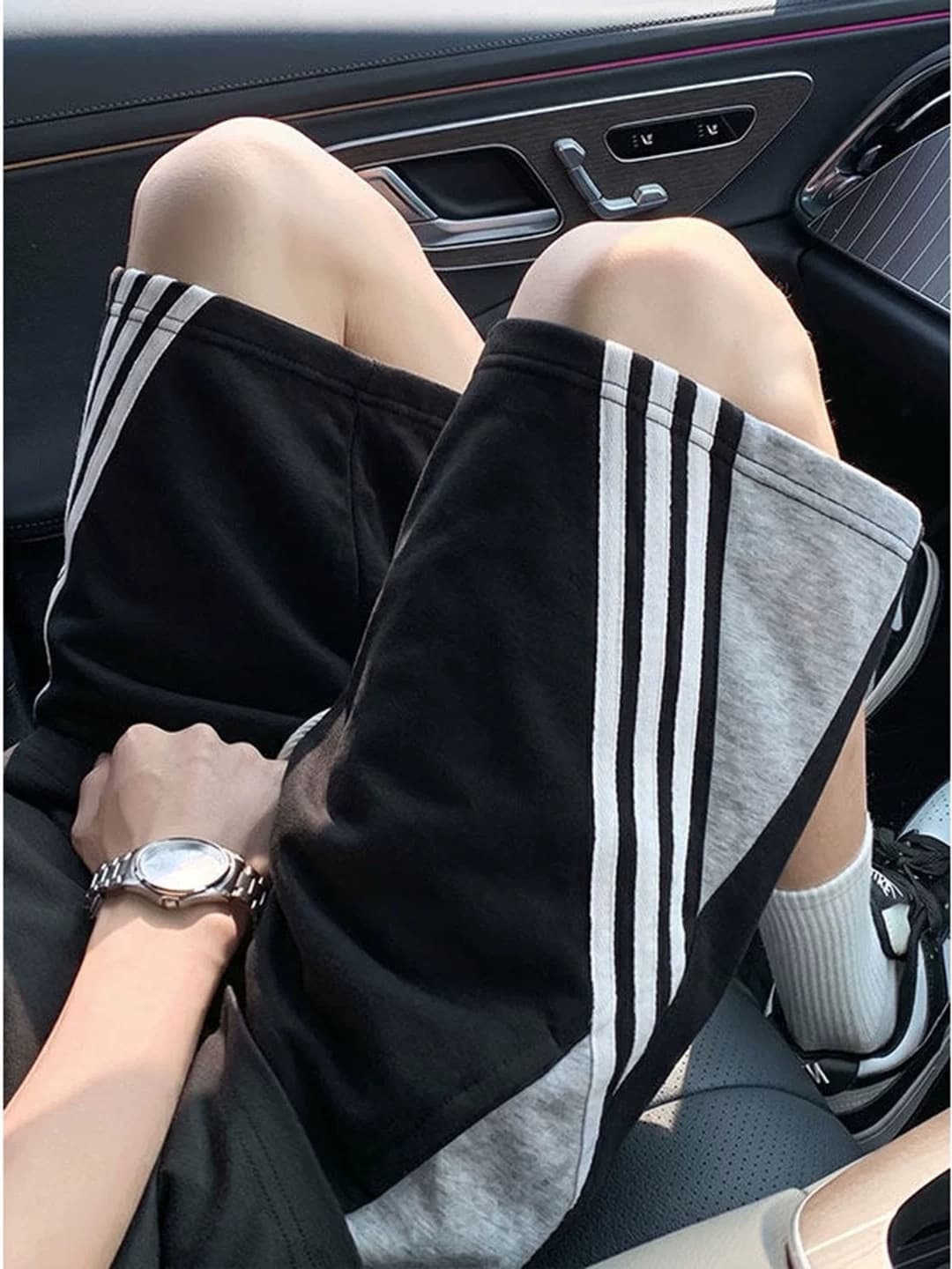 American Retro Three-Stripe Sports Shorts for Men, Summer Basketball Running Training Pants, Color-Blocking Four-Quarter Shorts