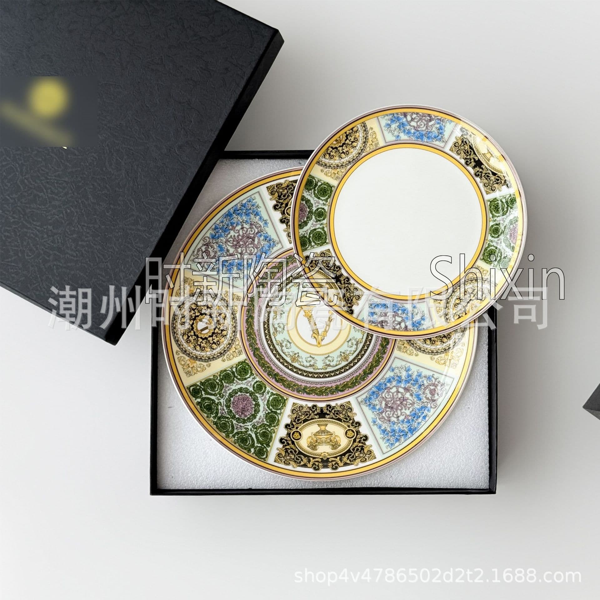 European Style Entry Luxury Vintage V Round Western Food Plate Coffee Cup Ceramic Bronzing Disc Hotel Steak Plate Household Tableware