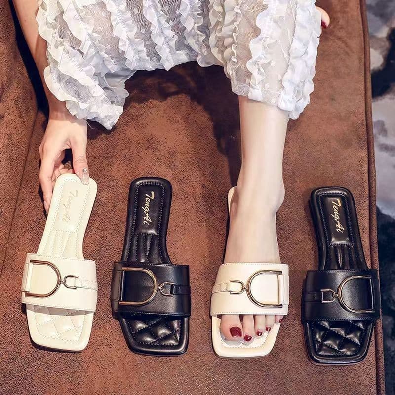 2026 European and American Cross-Border Women's Summer Versatile Flat One-Band Open-Toe Buckle Fashion Casual Sandals