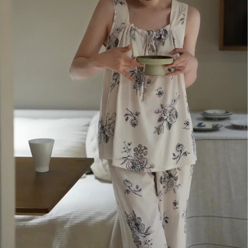 Korean All-Over Print Artistic Sleepwear Vest and Pants French Casual Plus Size Two-Piece Set Simple Loungewear for Outing