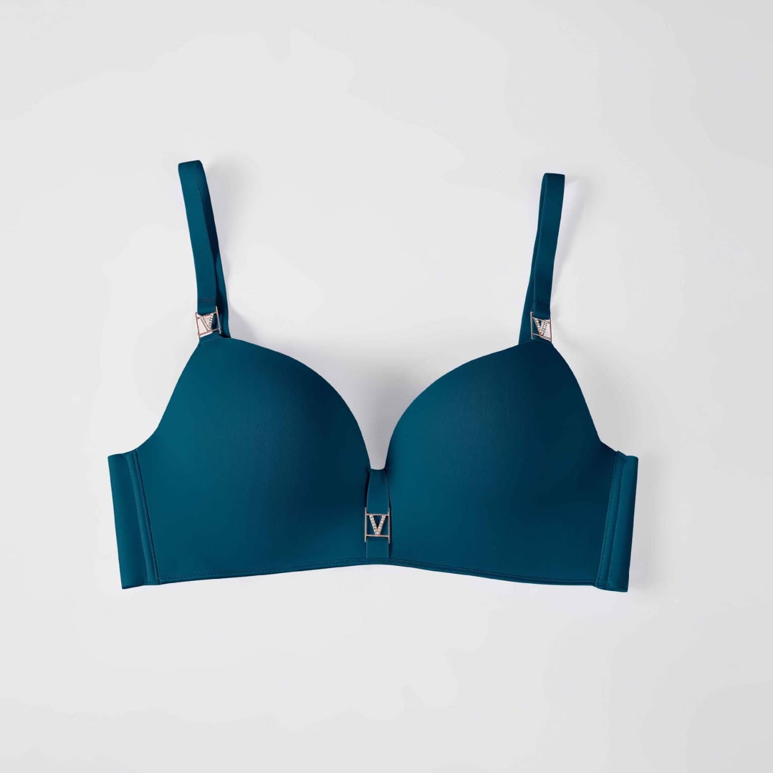 Plus Size Lingerie for European and American Markets, Wire-Free Solid Color Sexy C-Cup Bra with Side Shaping and Push-Up Effect, Export Stock