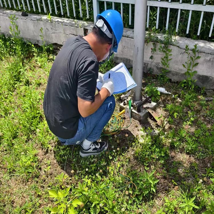 Lightning protection testing for ancient buildings and cultural relics in scenic areas; lightning protection device construction by a third-party testing company.
