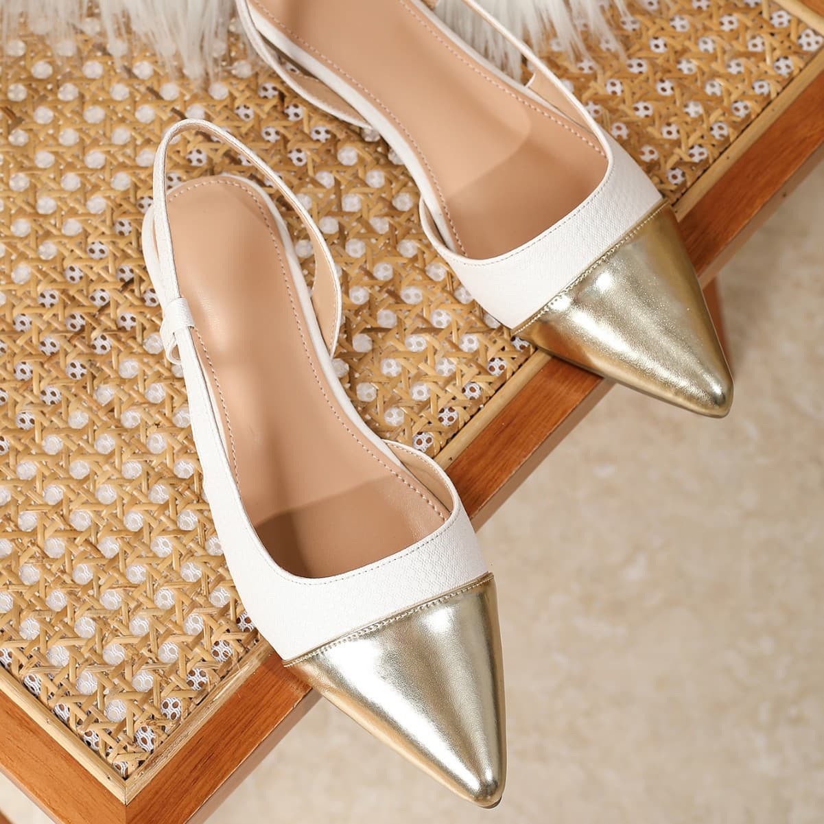 Cross-Border Foreign Trade 41-44 Large Size Shoes, New Spring and Autumn Fashion Versatile Elegant Pointed-Toe Single-Strap Women's Sandals