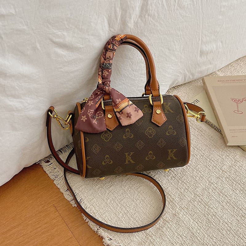 Fashionable Commuter Handbag for Women 2026 New Trendy Luxury Print Versatile Shoulder Crossbody Bag