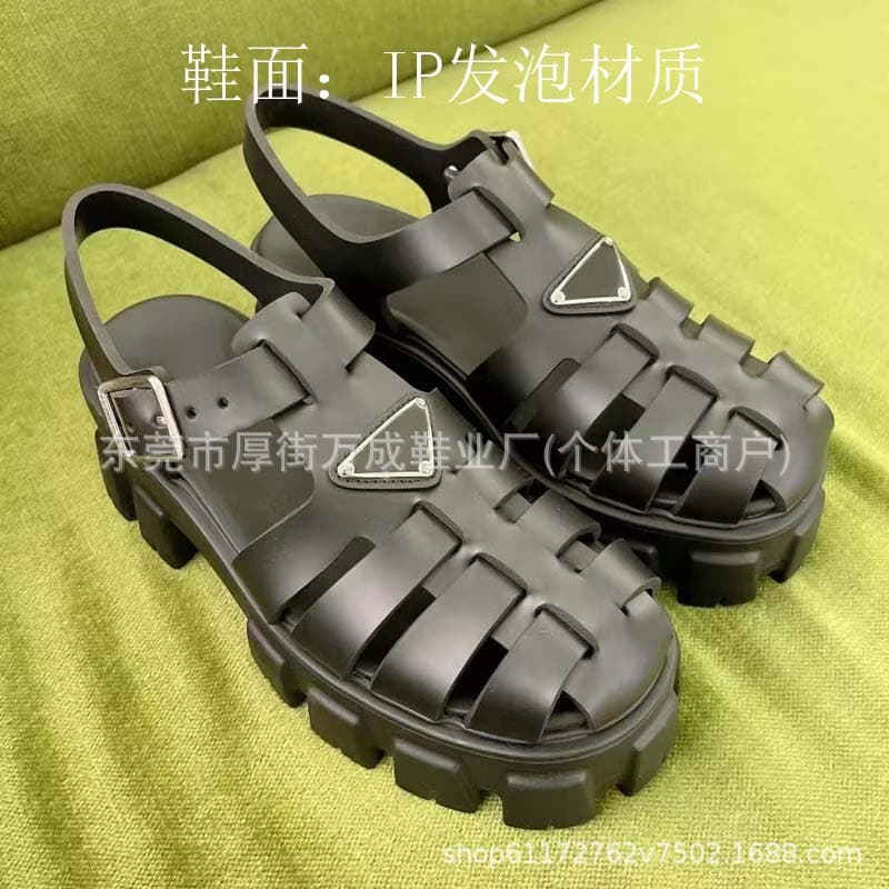 Dongguan Original Factory P-Style Triangle Logo Clog Sandals for Women, Thick Sole Heightening Top Layer Cowhide Beach Roman Sandals