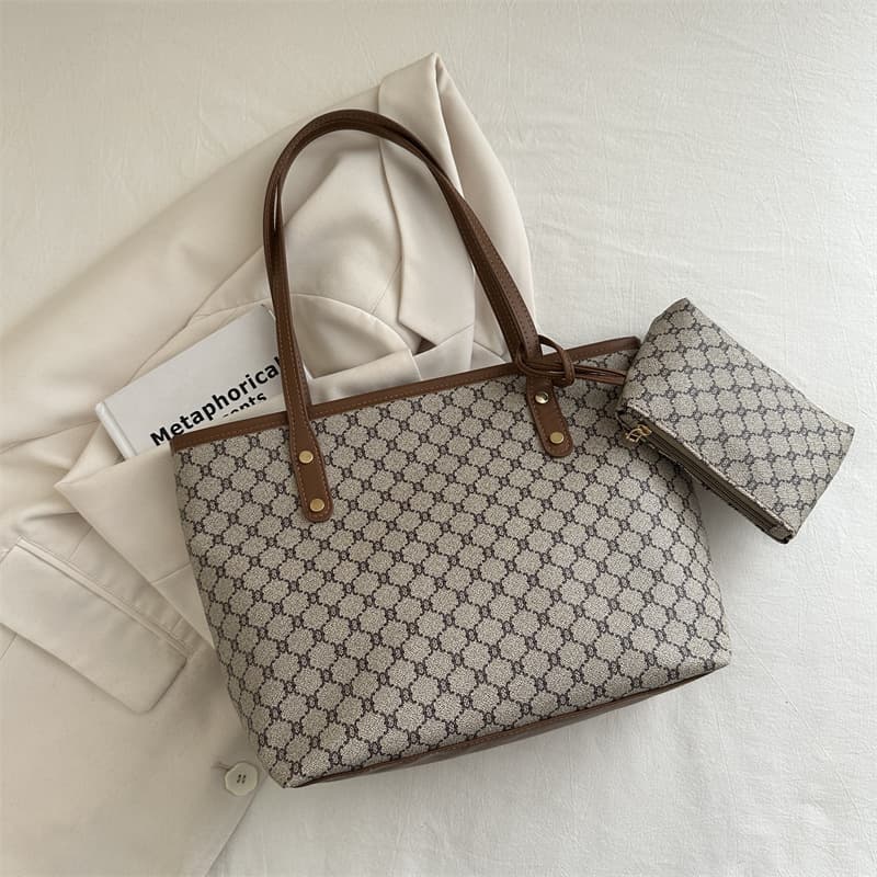 Large Capacity Tote Bag for Women Commute, Personalized 2025 New Style, Aesthetic Niche Trendy Shoulder Bag, Textured Women's Bag