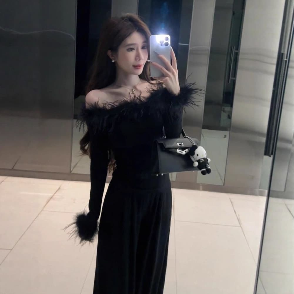 Black Pure Sexy Hot Girl Off-Shoulder Feather Patchwork Knit Top Women Autumn Winter Slim Fit Elegant Off-Shoulder Inner Top