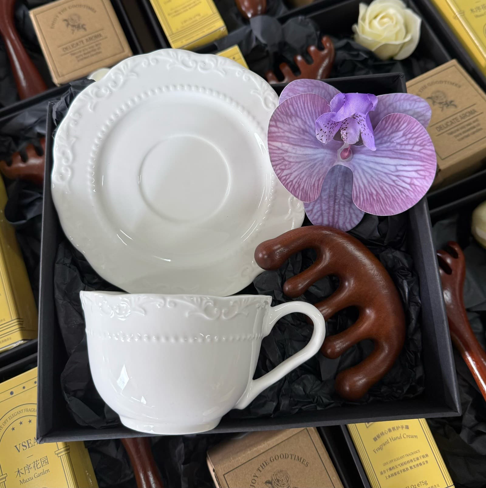 Women's Day Festival Opening Event Gift Purple Small Budget Practical Souvenir Purple Creative Gift Box Set