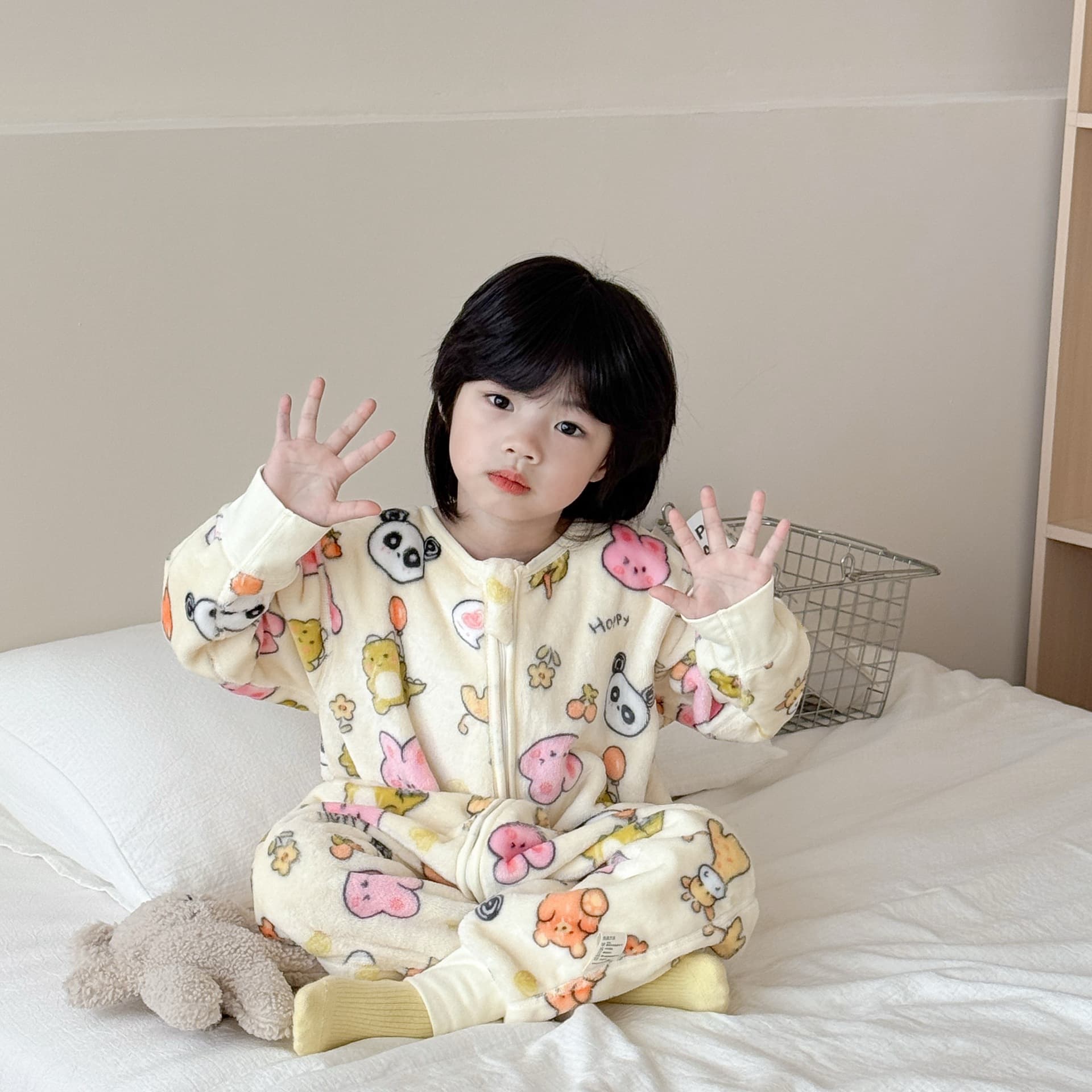 New Autumn/Winter Children's Seamless Thick Flannel Split-Leg Sleepsuit Bodysuit Anti-Kick Blanket (Drop Shipping)