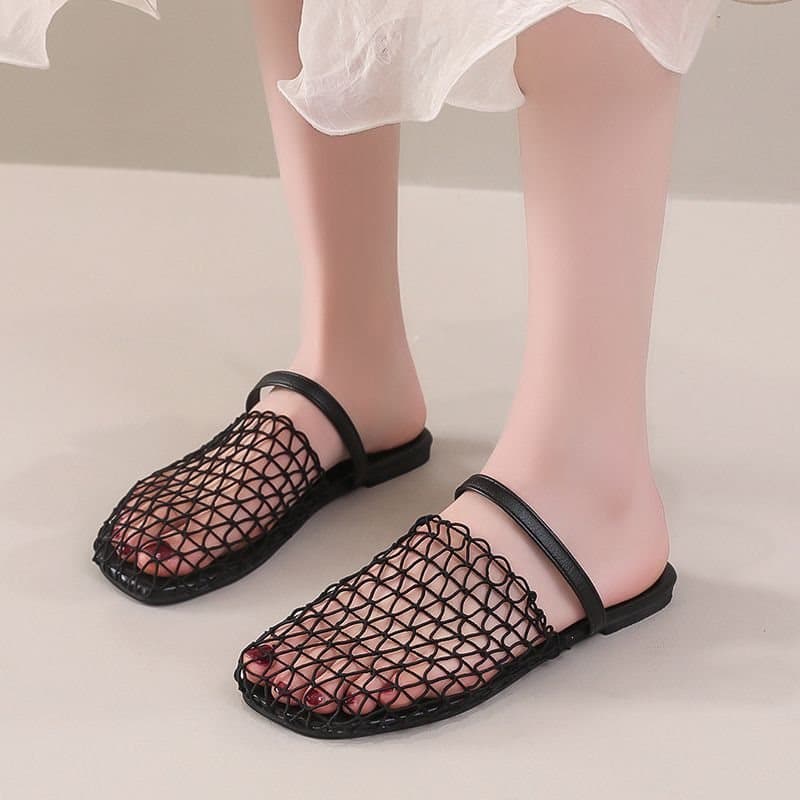 Flat Round-Toe Sexy and Stylish Sandals, 2024 Summer New French-Style Mesh Woven Hollow-Out Dual-Wear Closed-Toe Slippers