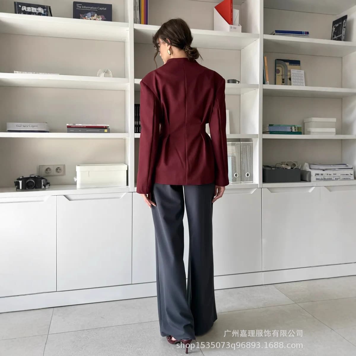 2025 Autumn/Winter New Cross-Border European, American, and Russian Foreign Trade Women's Single-Breasted Waist-Slimming Long-Sleeve V-Neck Suit Jacket