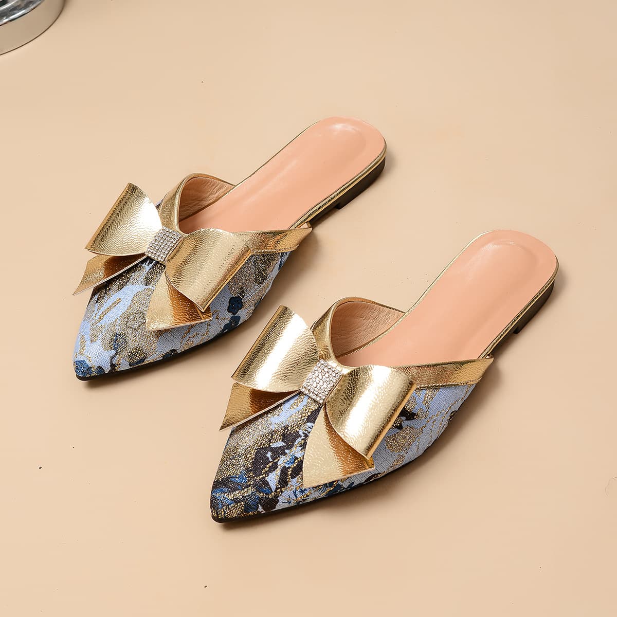 Women's Flat Shoes 2025 Spring New Foreign Trade Pointed Toe Single Shoes Soft Sole All-Season Shoes Rhinestone Bow Slippers for Women