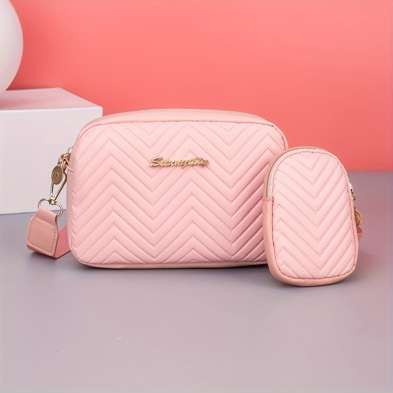 Wave-embroidered camera bag, simple women's bag, casual small square bag, shoulder bag, crossbody bag.