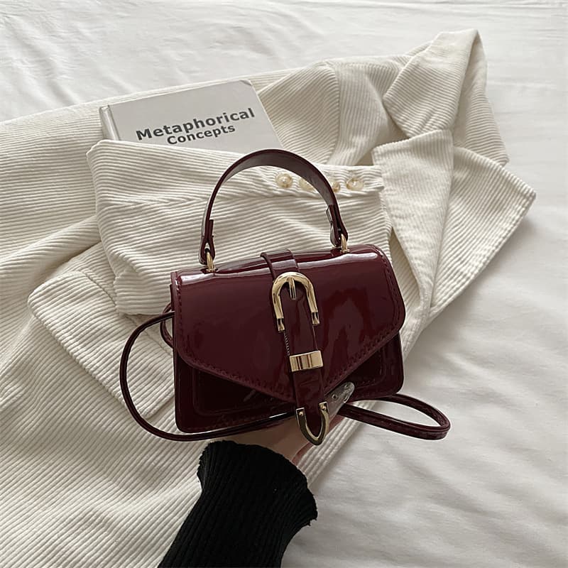 Niche Design Women's 2026 Spring/Summer New Fashion Simple Single-Shoulder Crossbody Bag with Belt Buckle, Commuter Handbag Small Square Bag