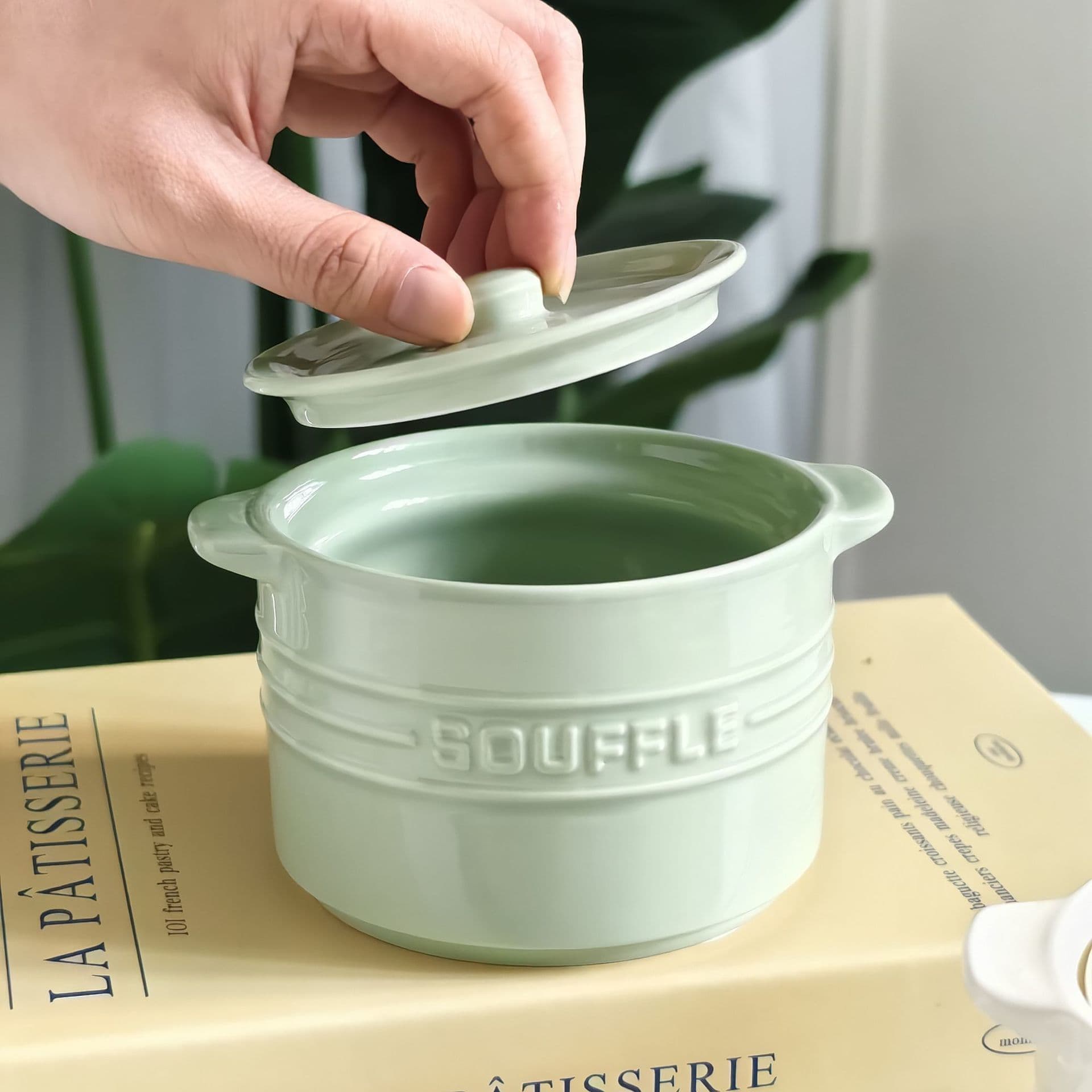 Cream Ceramic Stew Pot with Lid Double Handle Food Grade Egg Custard Bowl