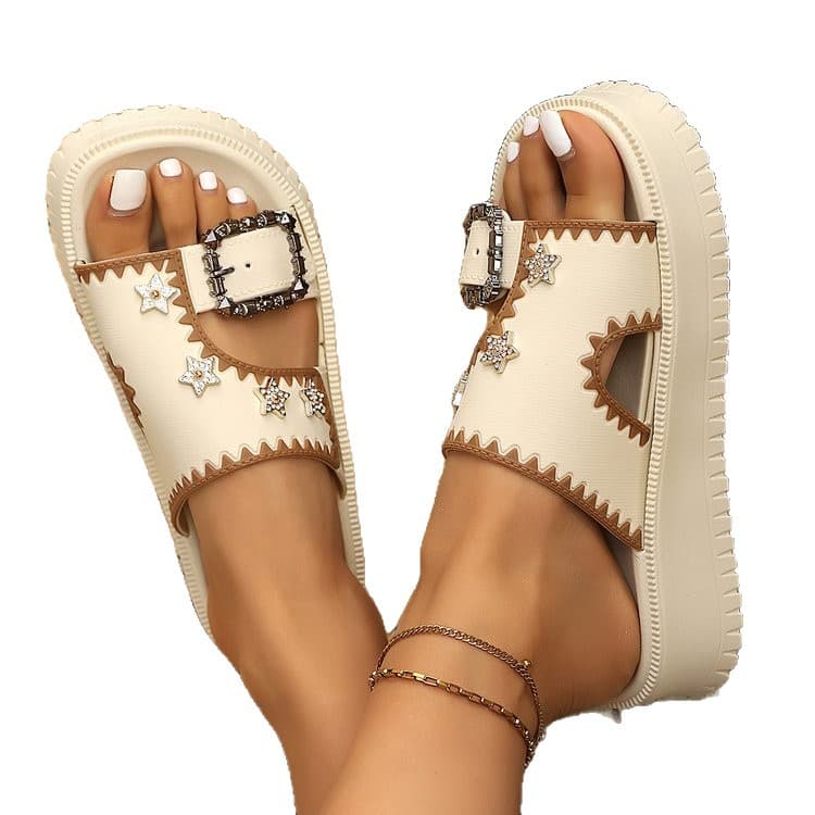 2026 Spring New Model Versatile Outdoor Slip-On Sandals for Women with Belt Buckle, Simple College Style, Star Design, Breathable Sandals