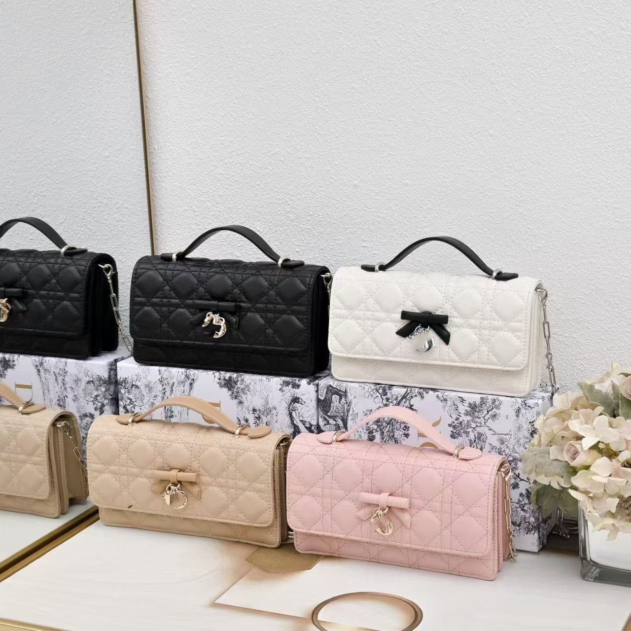D-Style New Bow Chain Bag Quilted Chain Shoulder Handheld Crossbody Bag Simple Premium