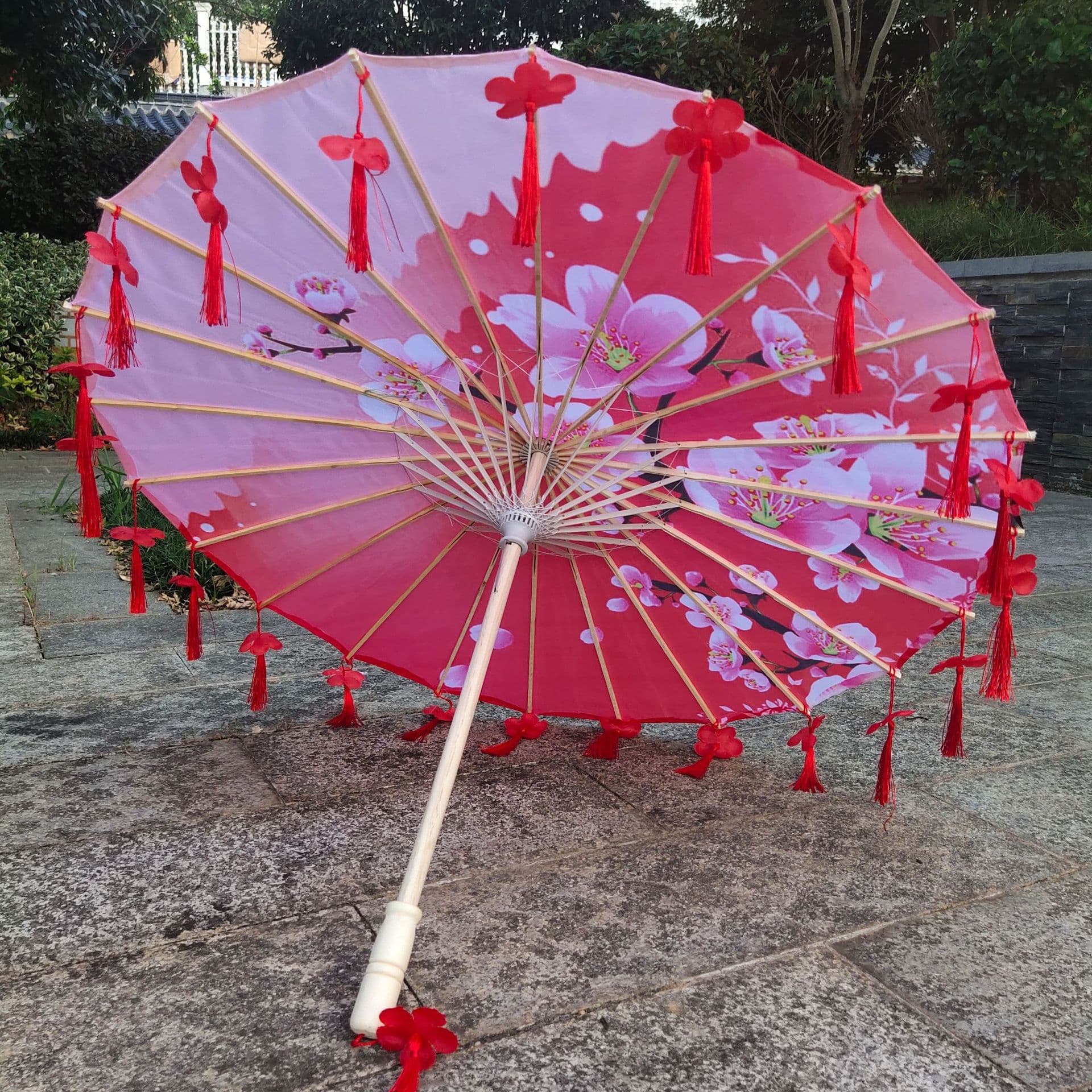 Ancient Style Hanfu Tassel Umbrella Performance Umbrella Petal Umbrella Photo Prop Umbrella Dance Silk Umbrella Craft Vintage Oil Paper Umbrella