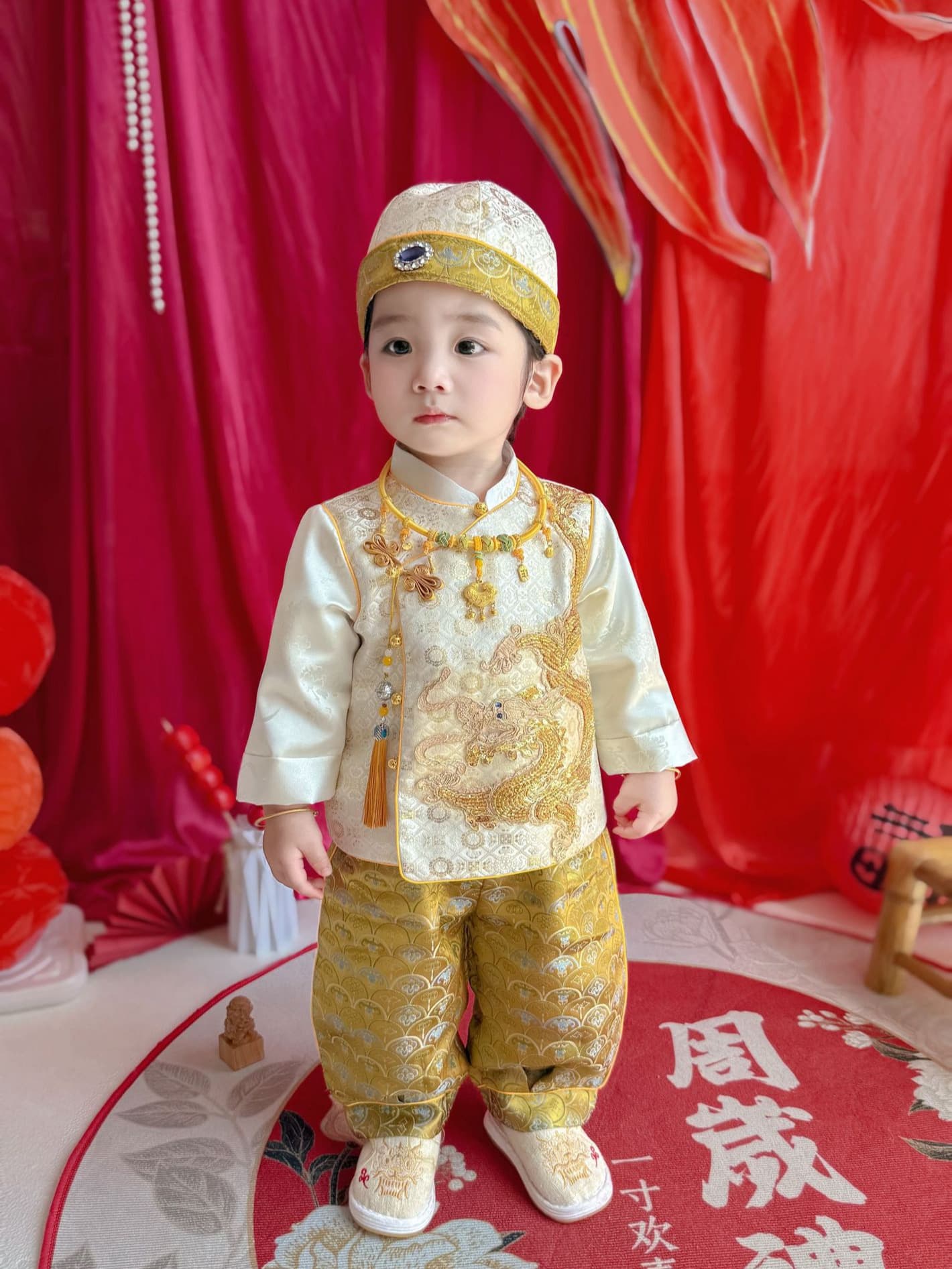 Chinese Style Baby First Birthday Outfit, Unisex 100-Day Golden Infant Set, Tang Suit Hanfu for Baby's First Birthday Party and Fortune Telling Ceremony