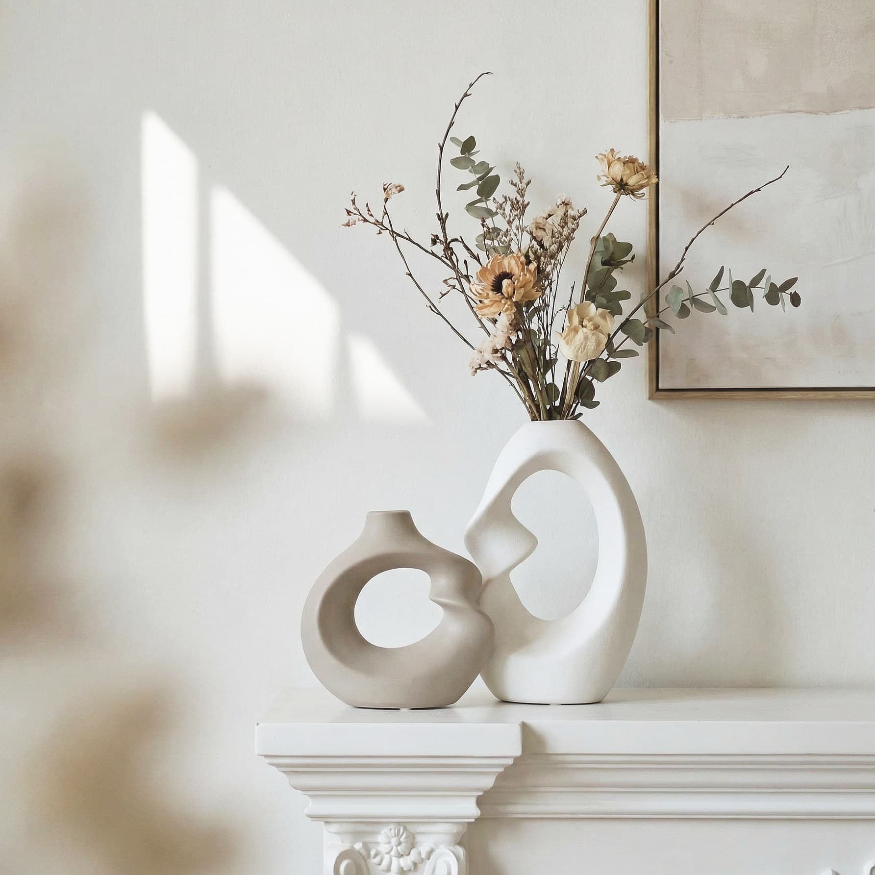 Nordic Style White Ceramic Vase Abstract Shape Home Decorative Ornament Artistic Atmosphere