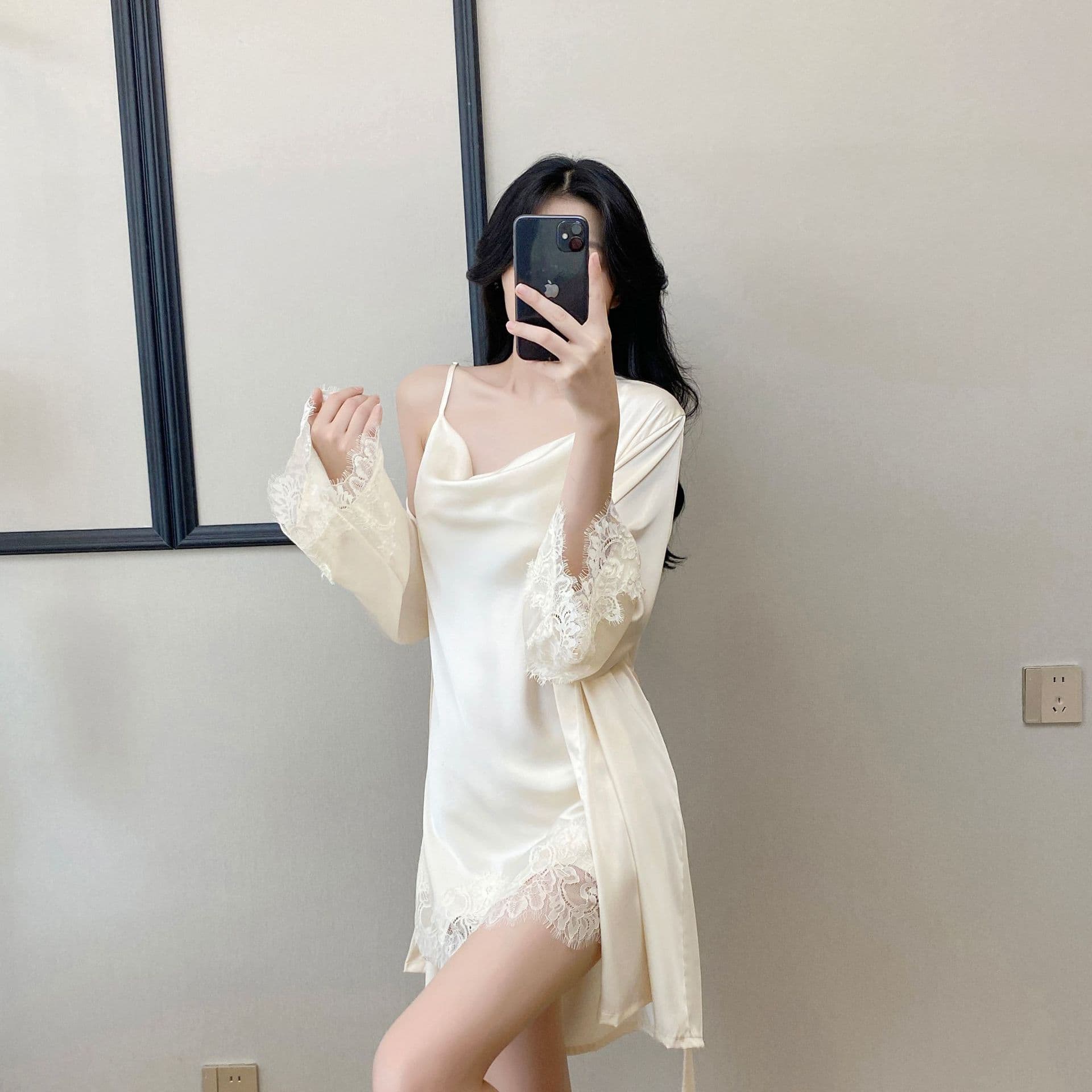 2026 New Arrival Solid Color Camisole Luxury Sexy Lace Trim Nightgown Women Slim Fit Home Sleep Dress