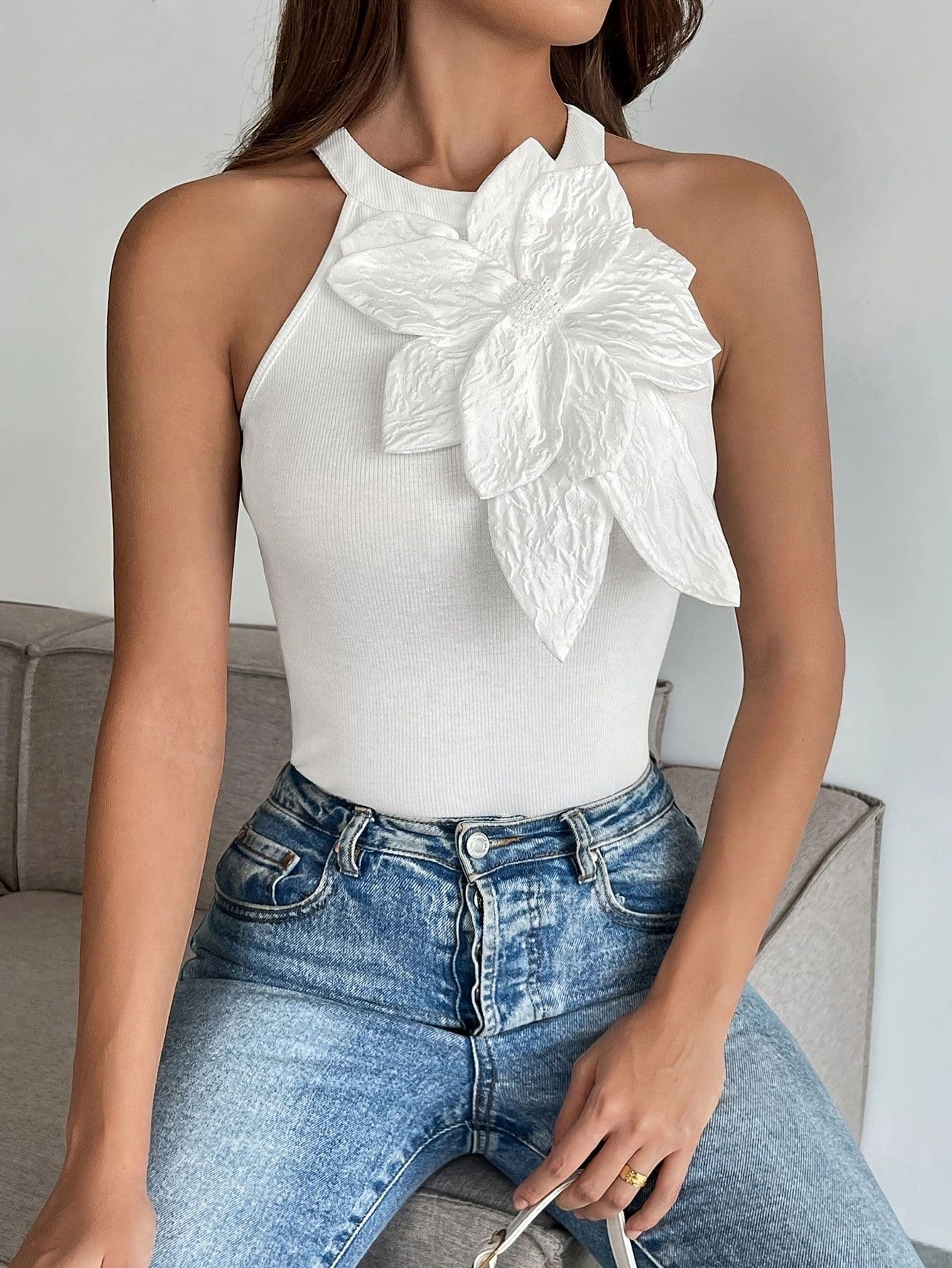 2025 New Women's Fashion Halter Sleeveless Solid Elegant Rhinestone Embellished Vest Top for Amazon