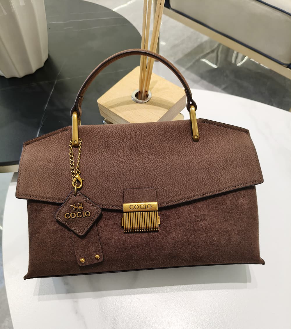 2025 New Style Cross-Border Dropshipping Foreign Trade Handbag for Women, Snake Print, Chic, Unique, Fashionable, Versatile, Shoulder Bag/Crossbody Bag