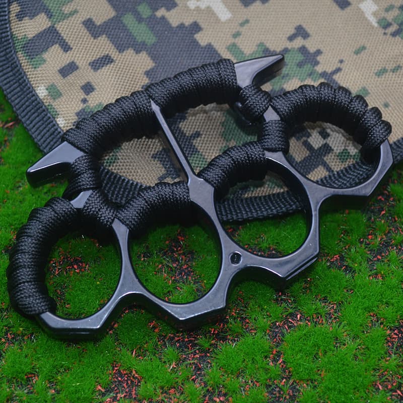 Thickened ABS Expendables Four-Finger Gloves, Iron Fist Ring, Knuckle Fist Buckle, Car Travel Finger Ring